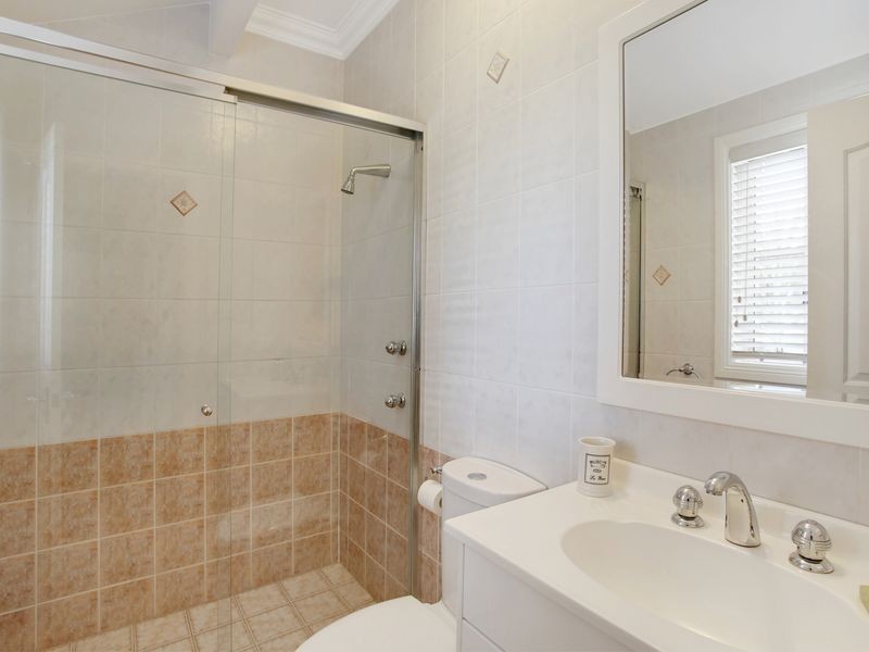 31 Greco Pl, Rosemeadow NSW 2560