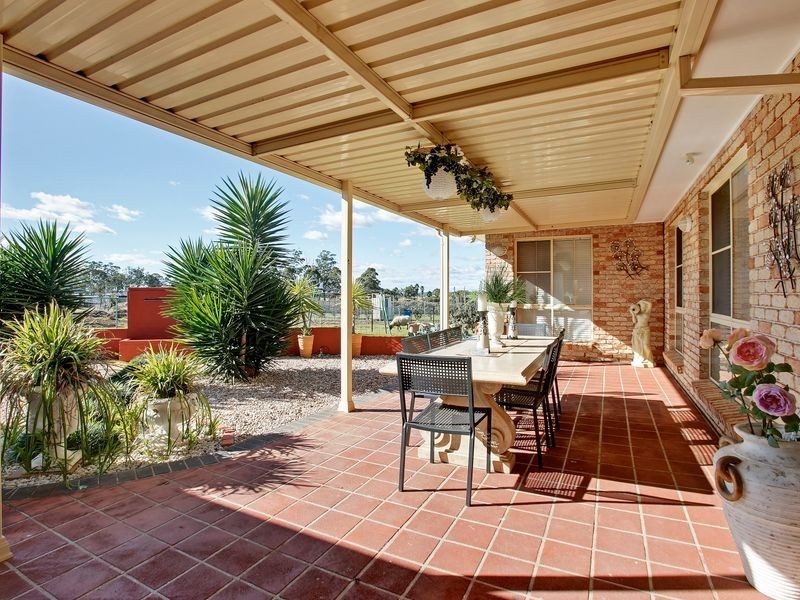 31 Greco Pl, Rosemeadow NSW 2560