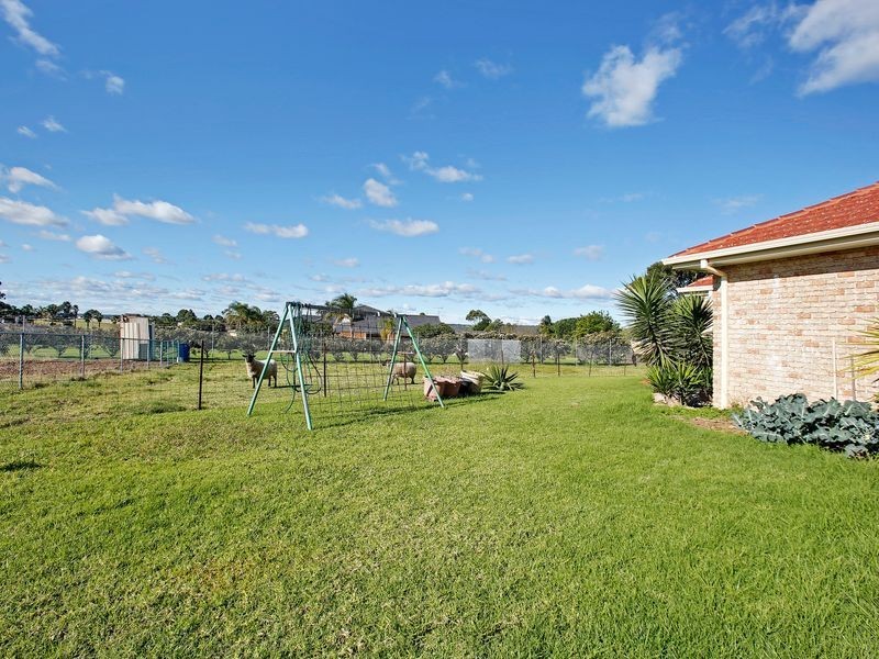 31 Greco Pl, Rosemeadow NSW 2560