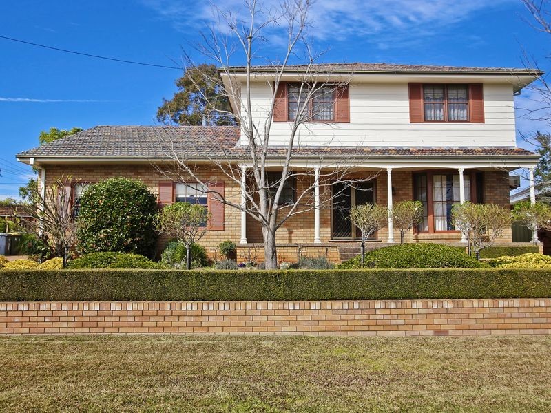 1 Mackellar Pl, Campbelltown NSW 2560