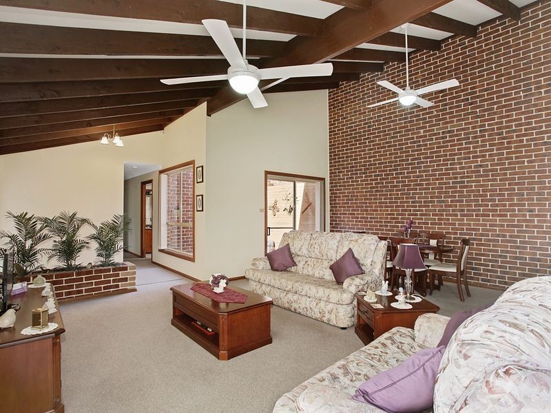 6A Francisco Cres, Rosemeadow NSW 2560