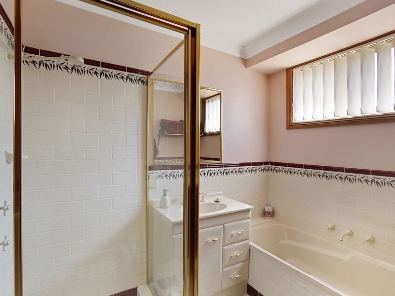 6A Francisco Cres, Rosemeadow NSW 2560