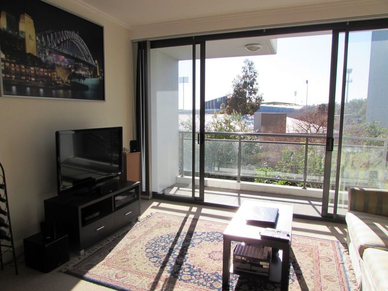 19F/541 Pembroke Rd, Leumeah NSW 2560