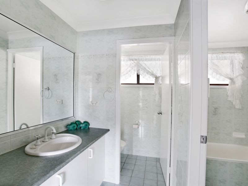 4 Brindabella St, Ruse NSW 2560