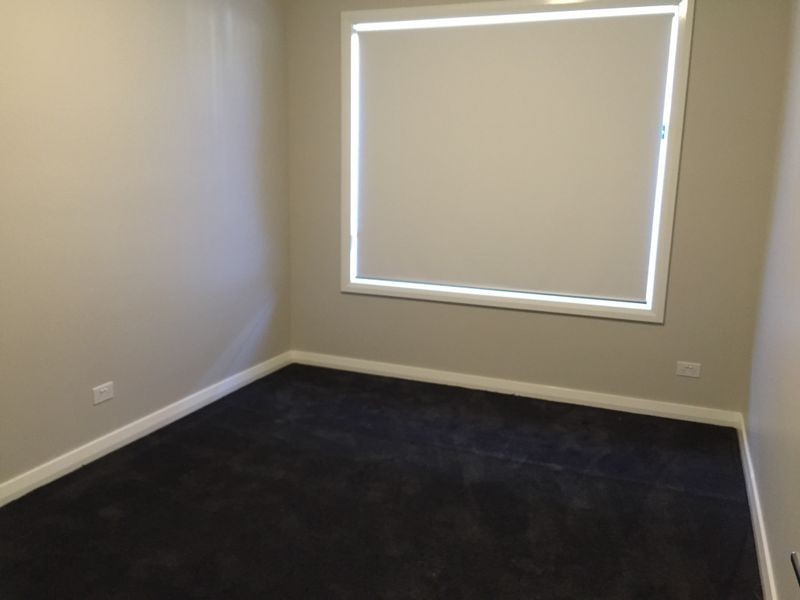 8 Skaife St, Oran Park NSW 2570