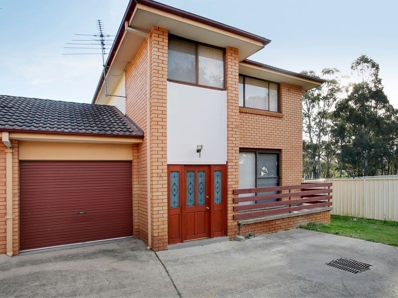 11 Rudd Rd, Leumeah NSW 2560