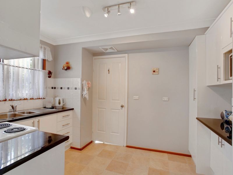 11 Rudd Rd, Leumeah NSW 2560
