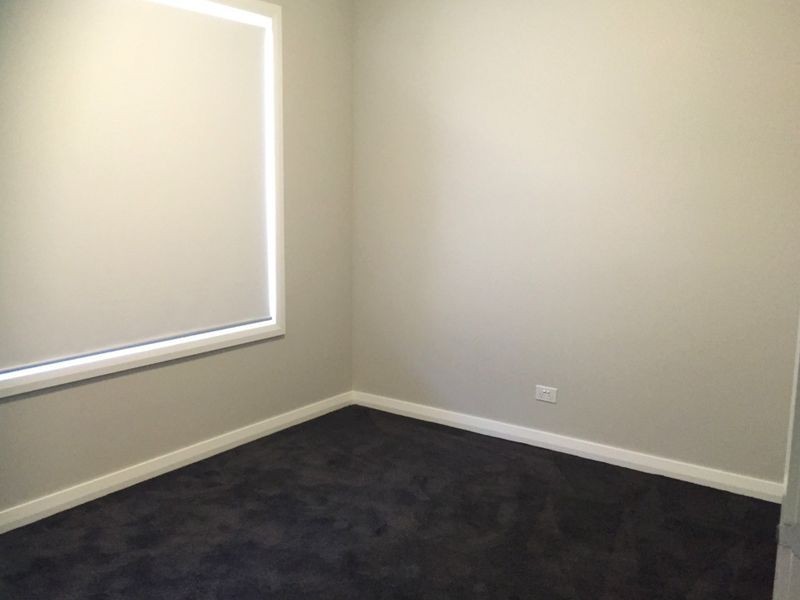 8 Atlee St, Oran Park NSW 2570