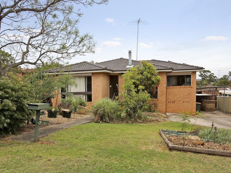 3 Rushes Pl, Minto NSW 2566
