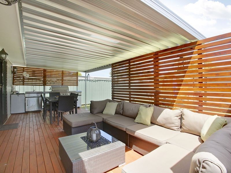 1 Warwick St, Minto NSW 2566