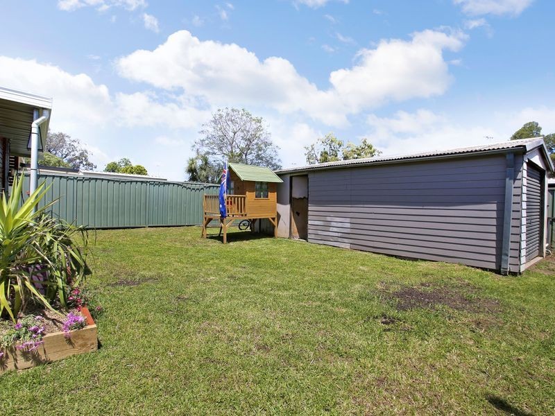 1 Warwick St, Minto NSW 2566