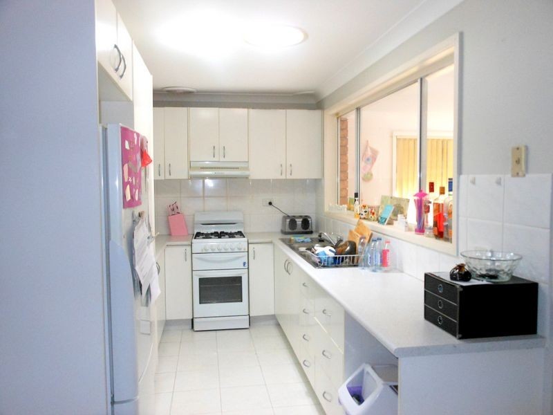 11 Startop Pl, Ambarvale NSW 2560