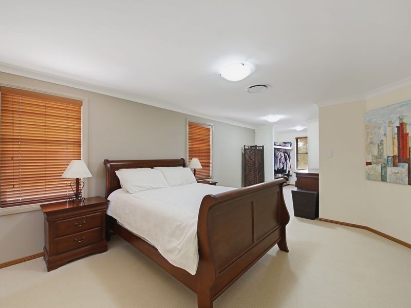 153 Welling Dr, Mount Annan NSW 2567