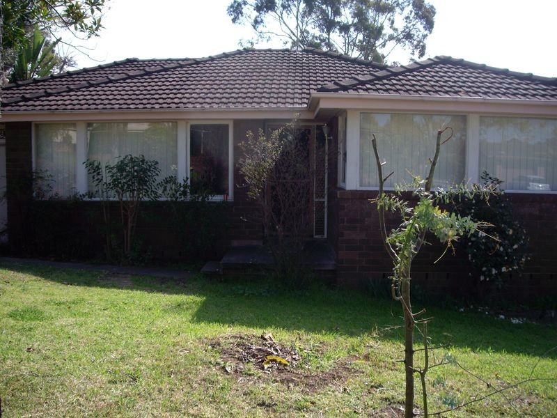60 Evergreen Ave, Bradbury NSW 2560