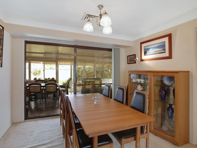 12 Mona Vale Place, Woodbine NSW 2560