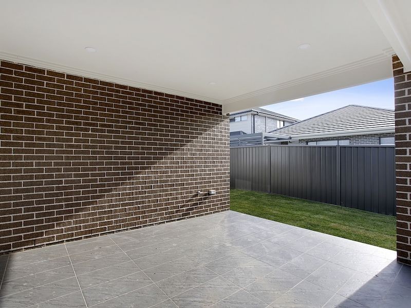 21 Resolution Ave, Leppington NSW 2179