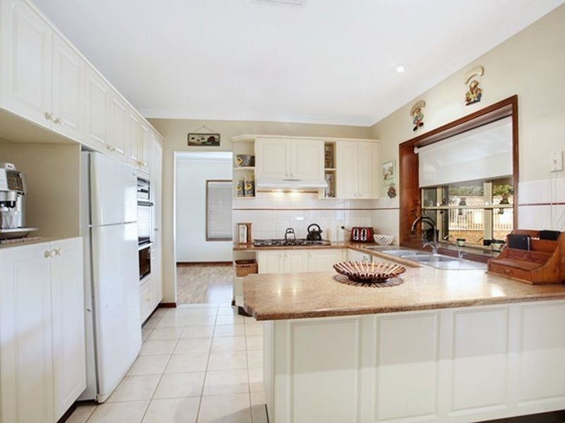 9 Palm Court, Narellan Vale NSW 2567