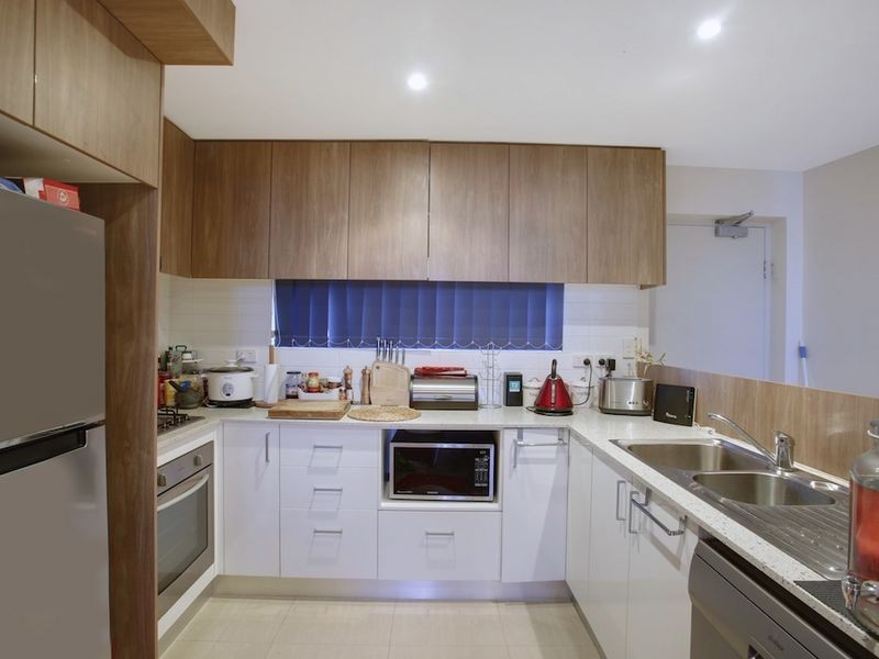 30C/541 Pembroke Rd, Leumeah NSW 2560