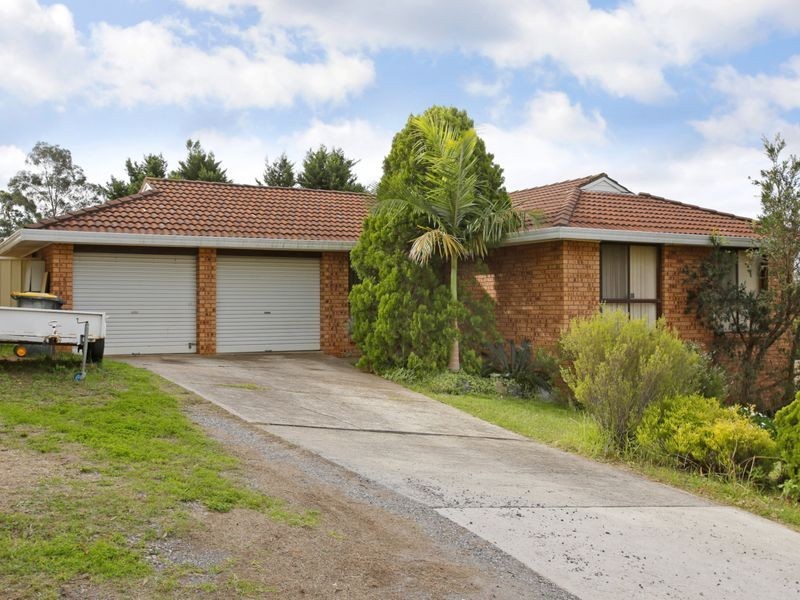 3 Copperfield Drive, Ambarvale NSW 2560