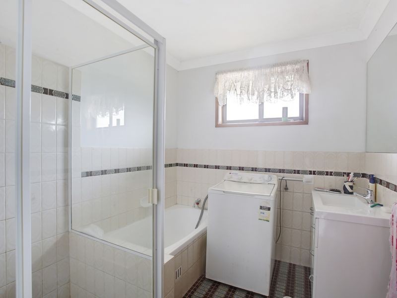 3 Copperfield Drive, Ambarvale NSW 2560