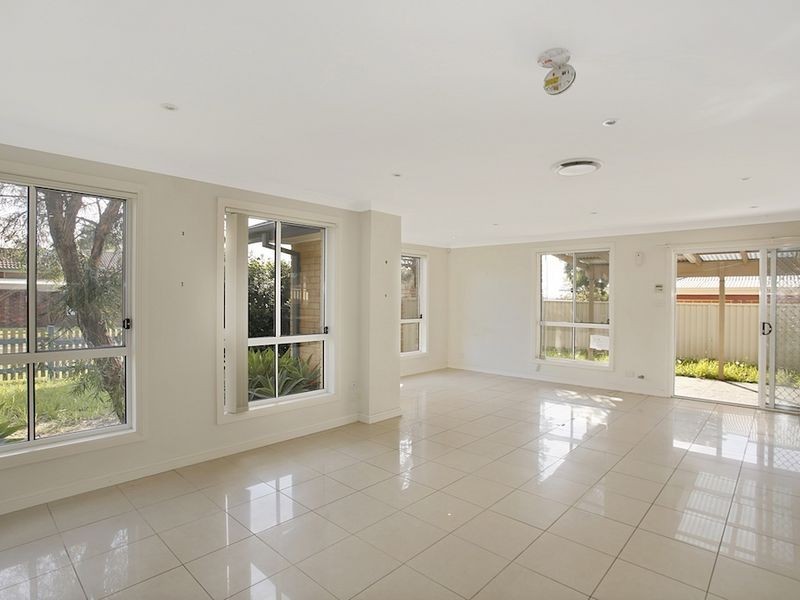 14A Old Kent Rd, Ruse NSW 2560