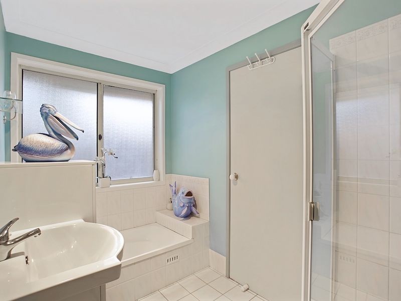 8 Dwyer Street, St Helens Park NSW 2560