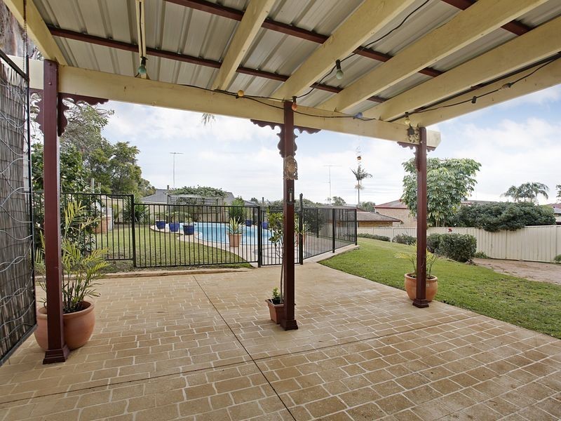 11 Burrinjuck Street, Leumeah NSW 2560