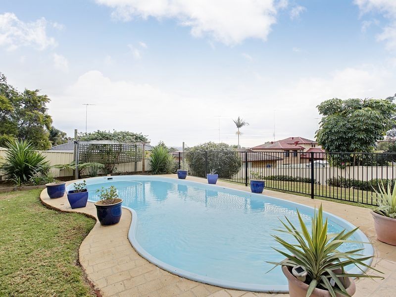 11 Burrinjuck Street, Leumeah NSW 2560