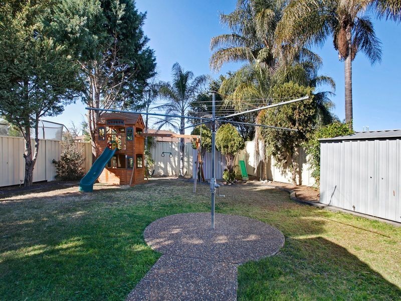 5 Marcellus Place, Rosemeadow NSW 2560