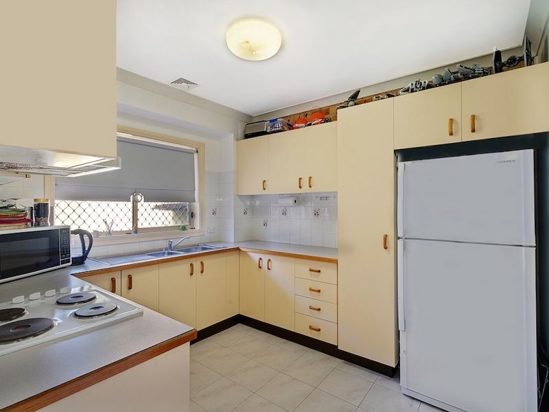 2/23 Tyler Street, Campbelltown NSW 2560