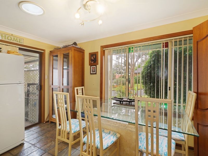 24 Tandara Avenue, Bradbury NSW 2560