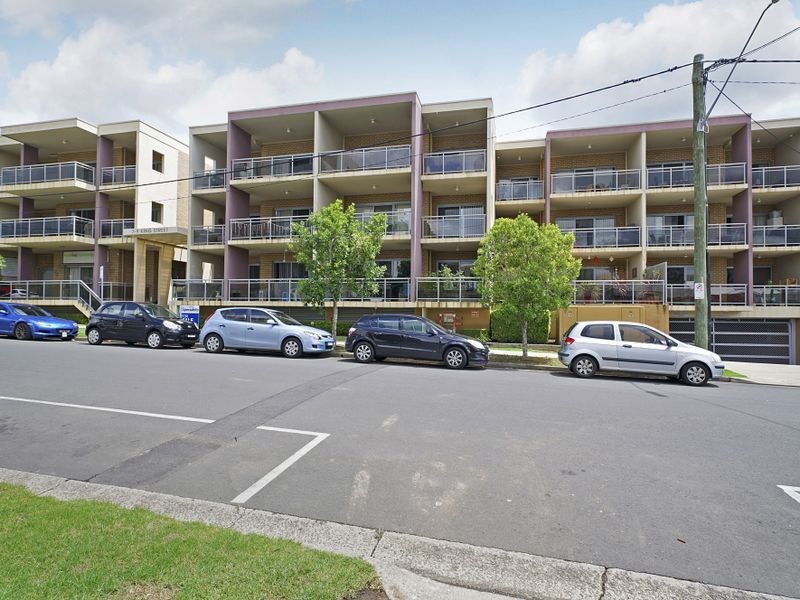 12/7-9 King Street, Campbelltown NSW 2560