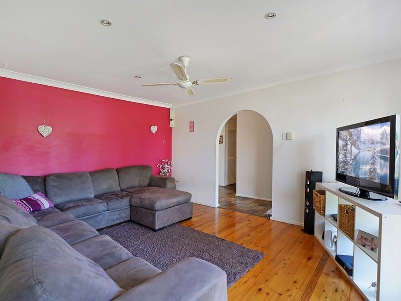 2 Adelaide Avenue, Campbelltown NSW 2560