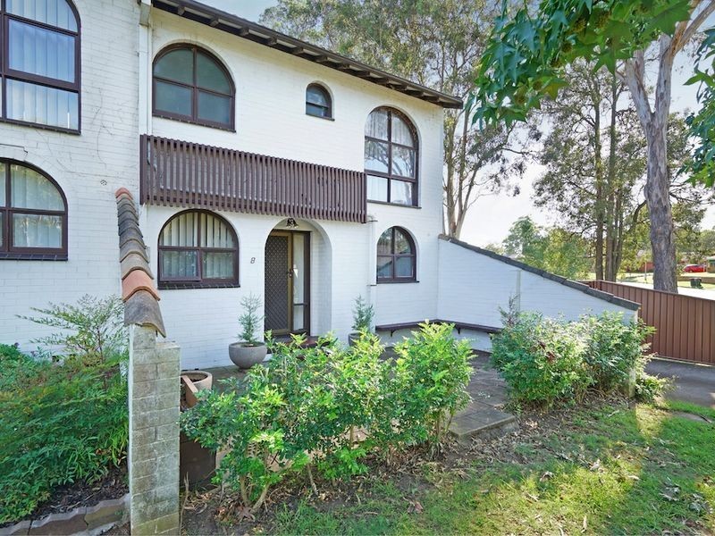 8/6 Clifford Crescent, Ingleburn NSW 2565