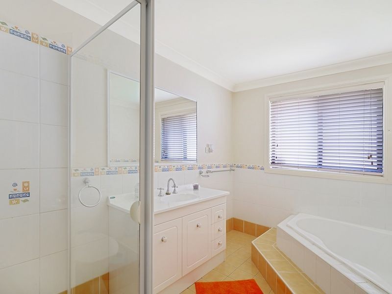 2 Ross Street, Currans Hill NSW 2567