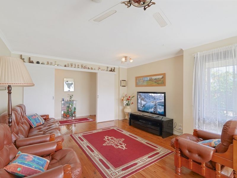 49 The Parkway, Bradbury NSW 2560