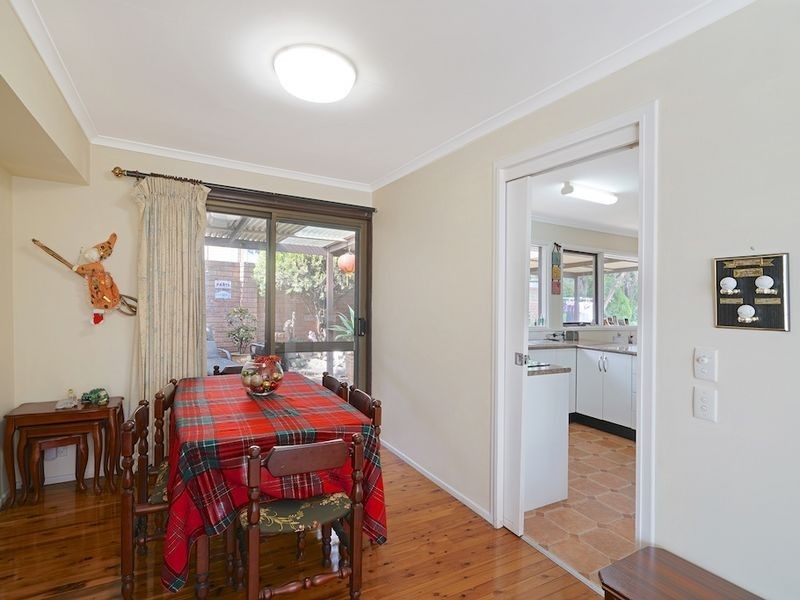 49 The Parkway, Bradbury NSW 2560