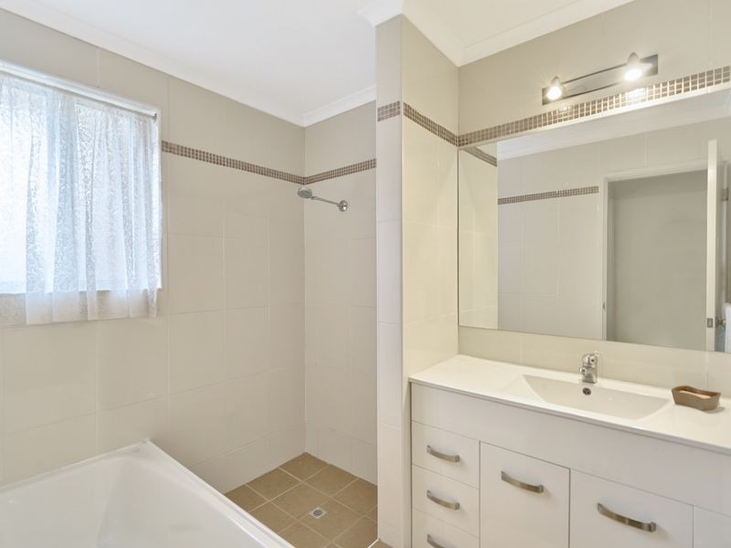 15 Normandy Terrace, Leumeah NSW 2560