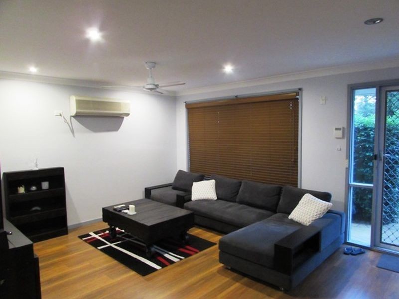 10 Henrietta Drive, Narellan Vale NSW 2567