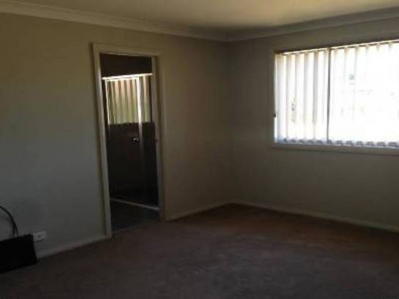 54 Kippax Avenue, Leumeah NSW 2560