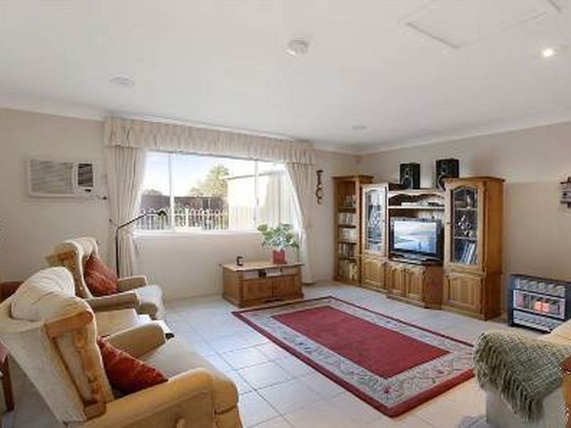 19 Starfighter Ave, Raby NSW 2566