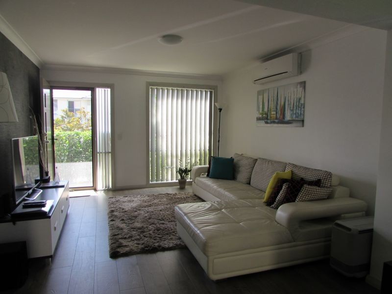 76 Kippax Ave, Leumeah NSW 2560