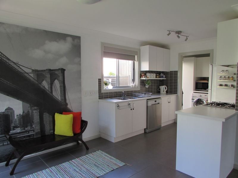 76 Kippax Ave, Leumeah NSW 2560