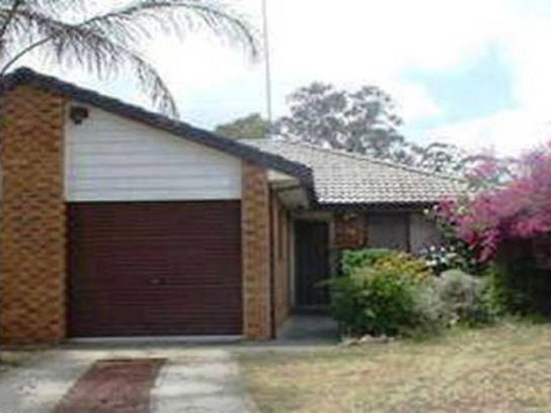 57 St Helens Park Dve, St Helens Park NSW 2560
