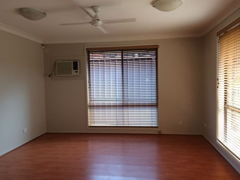 57 St Helens Park Dve, St Helens Park NSW 2560