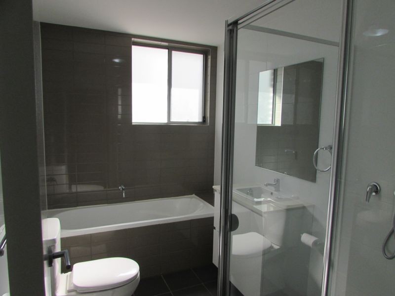 Unit 43/12-20 Tyler Street, Campbelltown NSW 2560