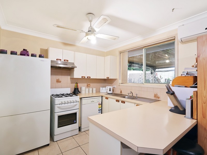 26 Holman Place, St Helens Park NSW 2560