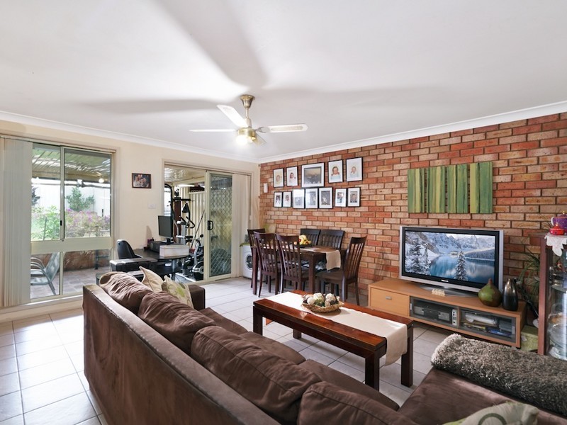 26 Holman Place, St Helens Park NSW 2560