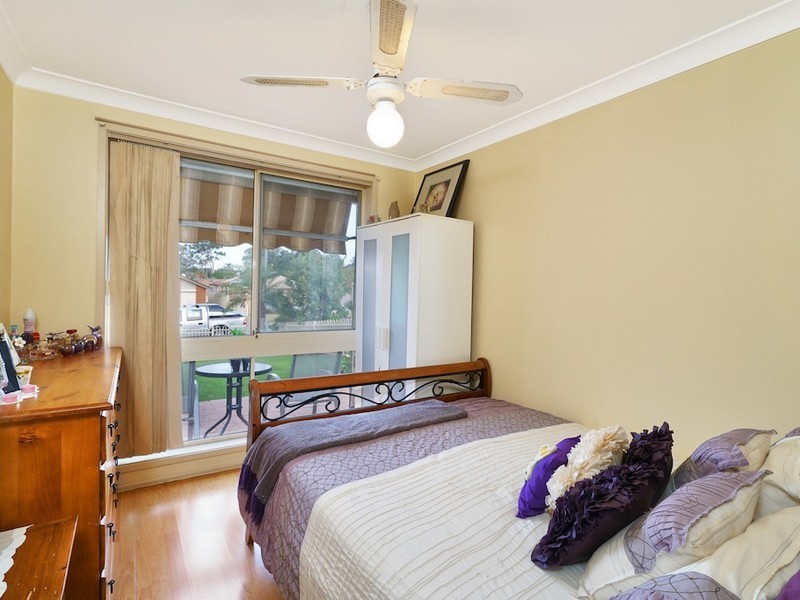 26 Holman Place, St Helens Park NSW 2560
