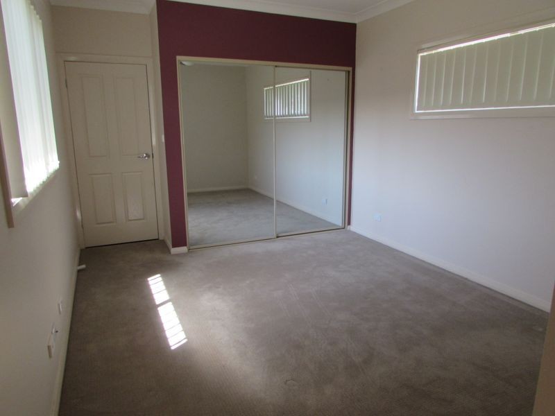 28 Ellery Street, Minto NSW 2566